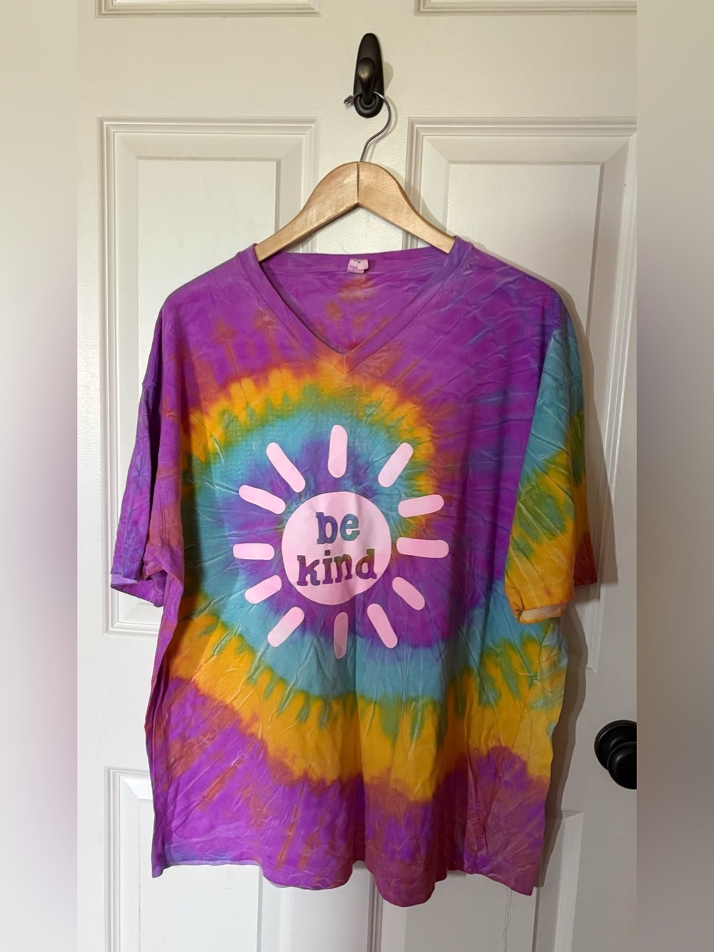 Women’s V Neck Tye Dye Tee
